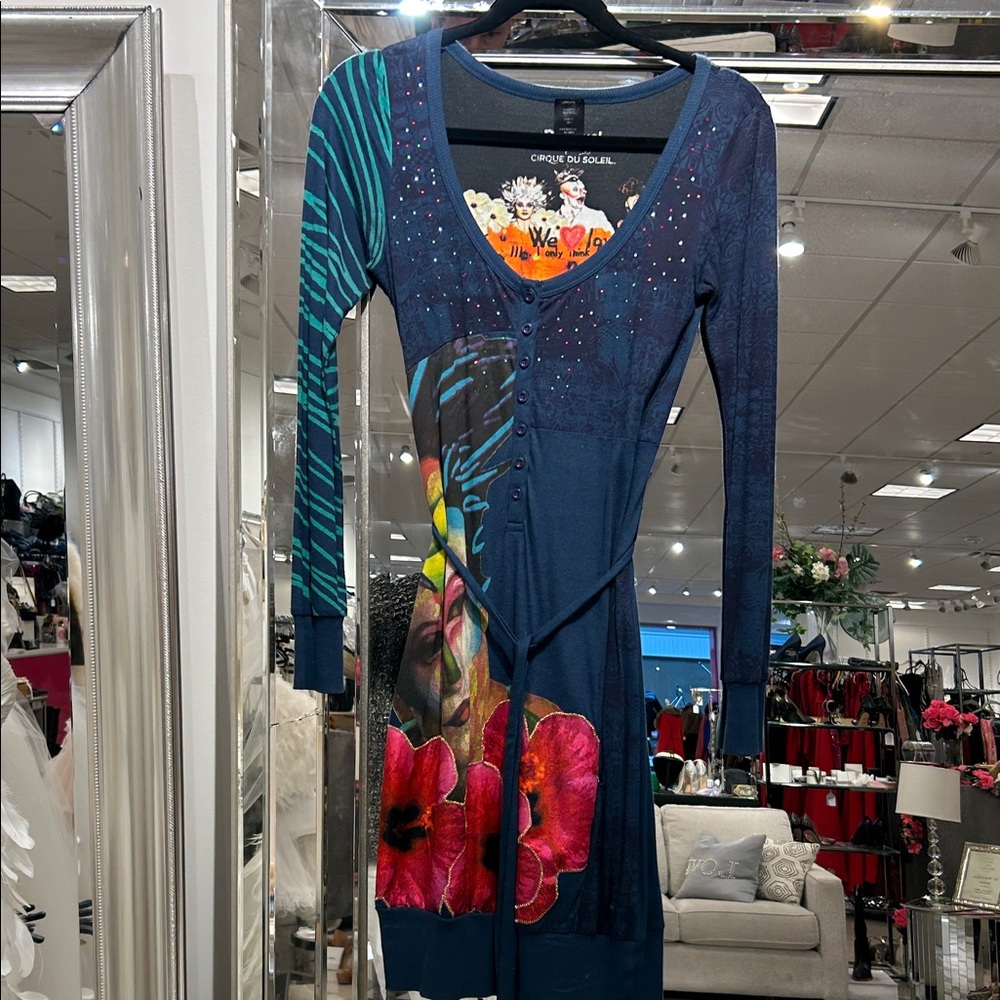 Desigual knit dress-limited               Cirque du Soleil